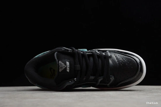 Co Diamond Diamond Supply SB Black Low Dunk Nike BV1310-001 0323